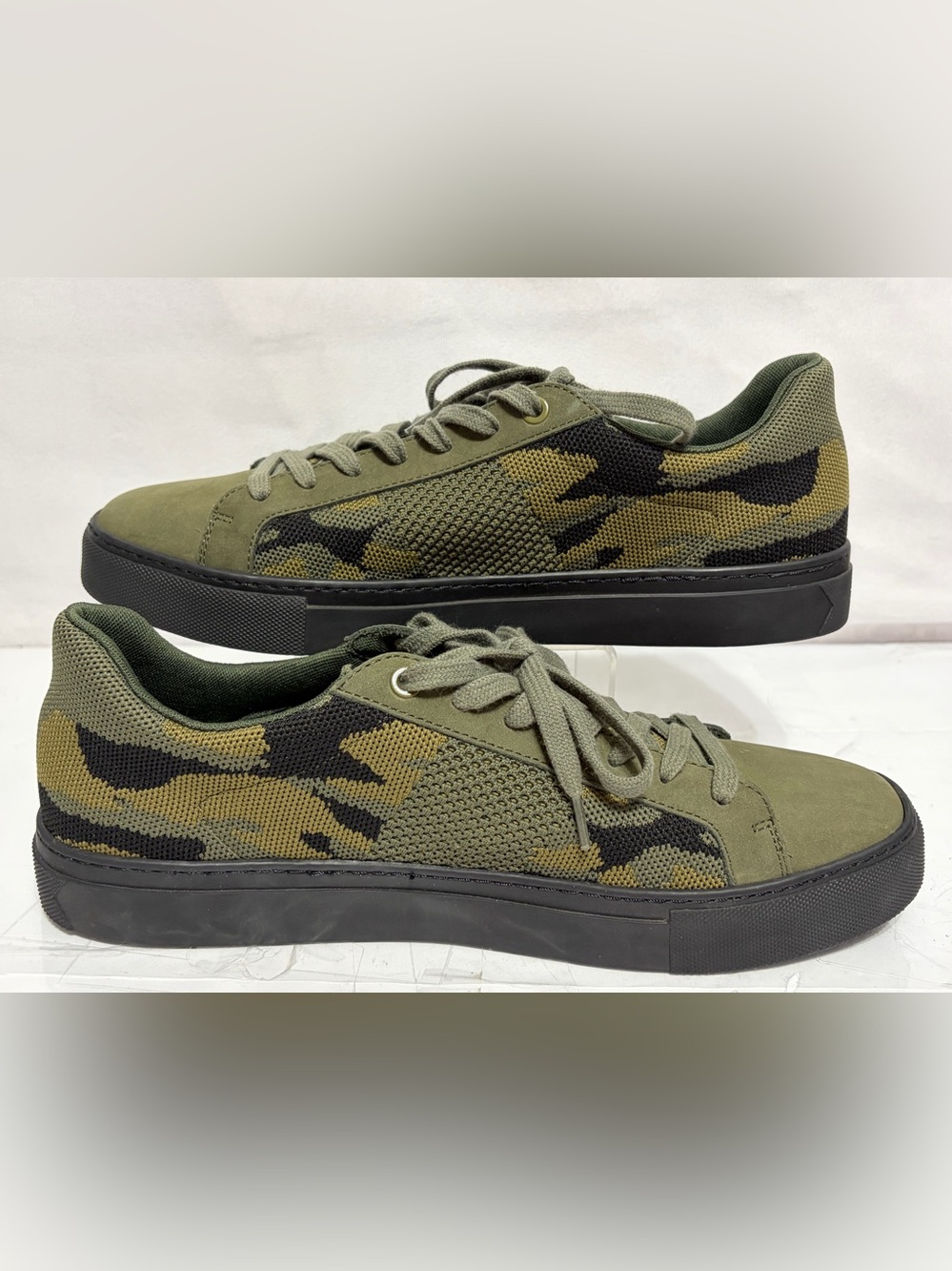 GREATS Men's "Royale Knit" Army Camo Sneakers Size 10 Brooklyn
